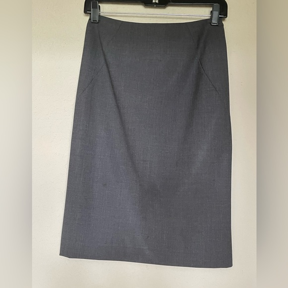Preowned Theory matching grey one button blazer Sz 4 and skirt Sz 00 - Picture 10 of 16